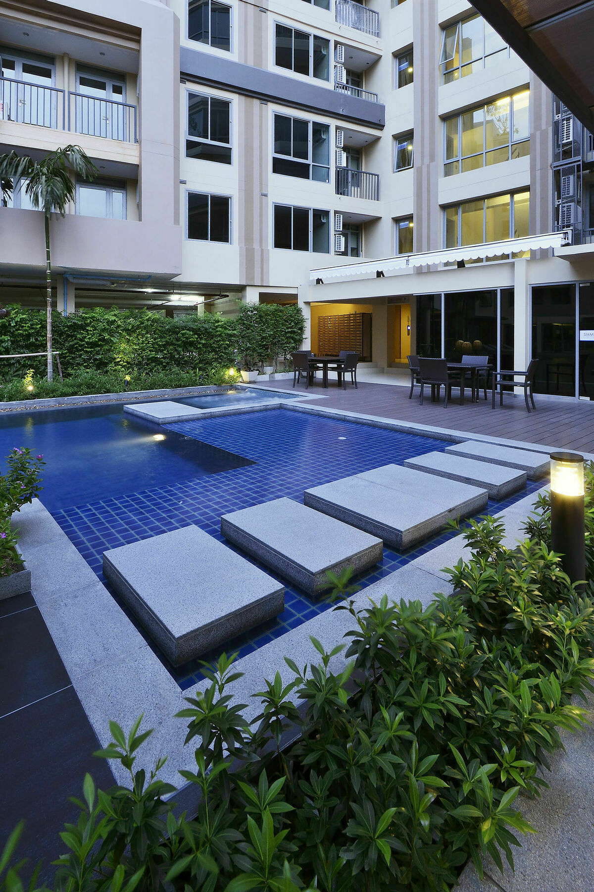 Apartament Siamese Nanglinchee Bangkok Zewnętrze zdjęcie